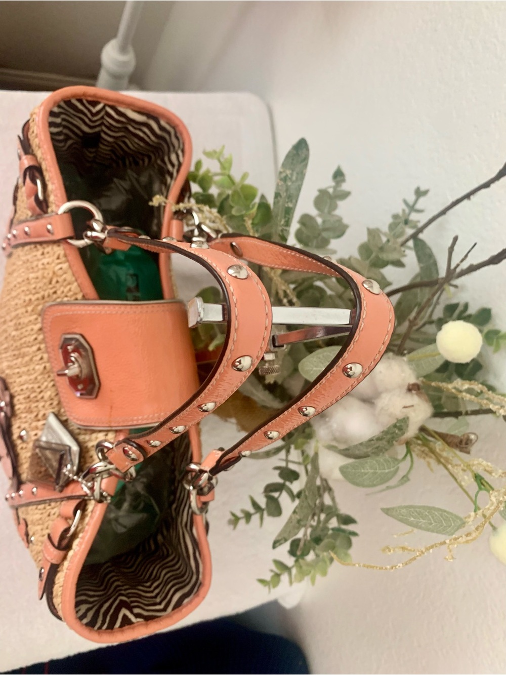 Coach Hamptons Woven Straw Coral Appliqué/Floral Embellished Shoulder/Tote Bag - Picture 6 of 10
